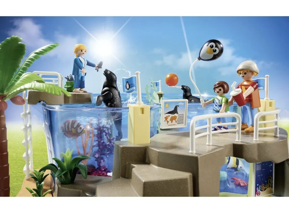 Playmobil 9060 Family Fun Aquarium Pool Enclosure With Fillable Water Enclosure