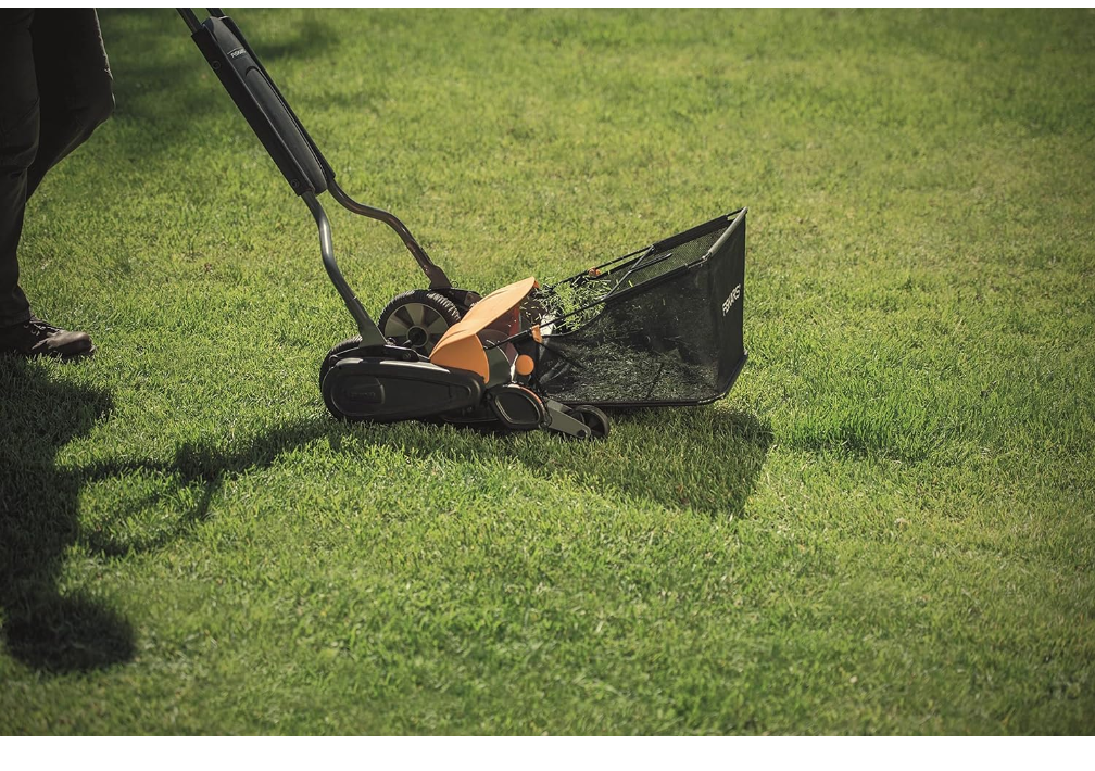 Fiskars StaySharp Grass Catcher, Capacity: 18 litres,